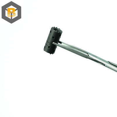 Cage en titane expandable pour implants chirurgicaux orthopédiques