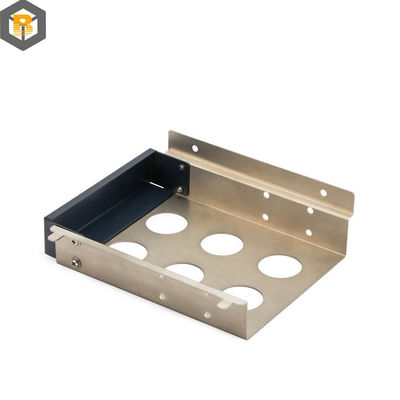 Fabrication de tôles métalliques de haute précision sur mesure 2D / 3D / dessin