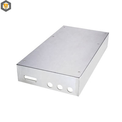 Fabrication sur mesure de tôles d'acier et de métaux, flexion, estampage, pièce de machine de l'armoire informatique