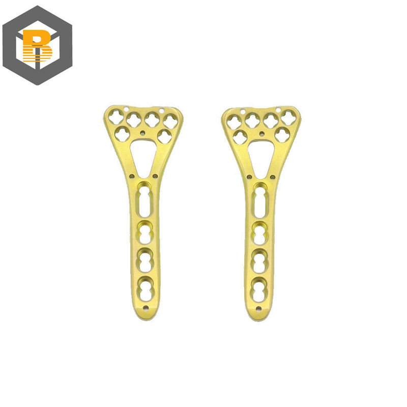 Partie d'usinage de précision CNC à l'aide d'une plaque de verrouillage à broche à rayon distale multi-axial